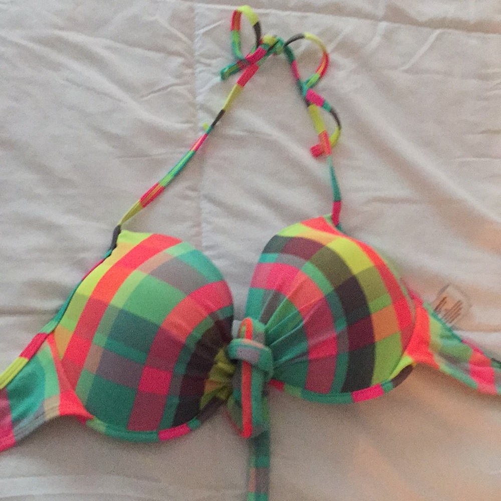 Women's bathing suit top